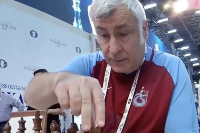 Ukraynalı satranç ustası Ivanchuk, olimpiyat maçına Trabzonspor formasıyla çıktı - Evrensel