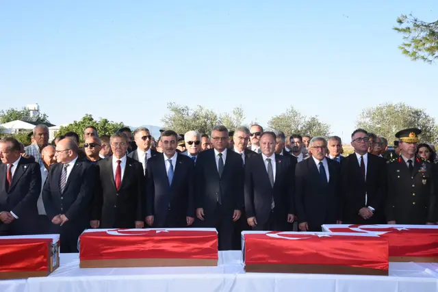 Kimlik tespiti tamamlanan 15 şehit Atlılar Şehitliği’nde defnedildi - Havadis Gazetesi | Kıbrıs Haber