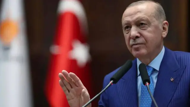 AKP&#039;den seçim tarihi açıklaması: Erdoğan&#039;ın yeniden adaylığının önü açılacak