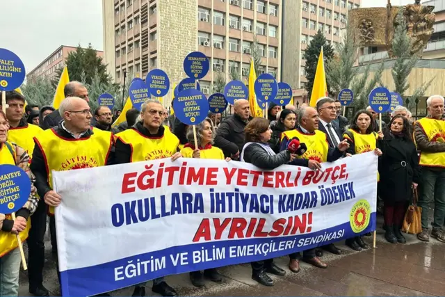 Öğretmen açığı var, temizlik personeli yetersiz - Evrensel
