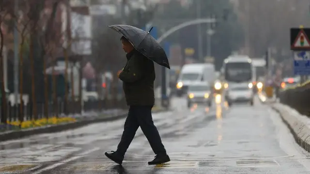 В Среднем и Восточном Черноморье предупреждение о сильных ливнях