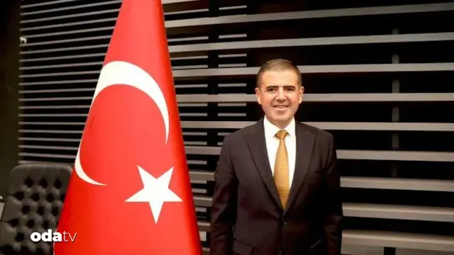 CHP Belediye Başkanını ihraç etti