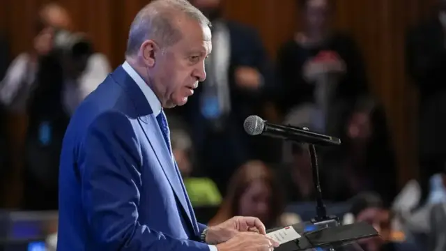 أردوغان يرفض كل أشكال الاندماج القسري