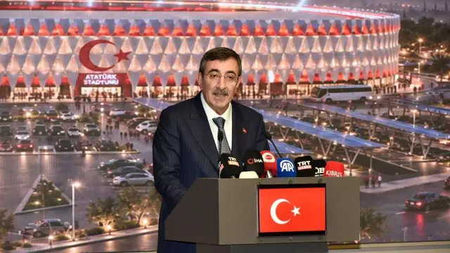 Yılmaz: “Bu stadyum ve diğer projelerimizle KKTC’deki mühürlerin sayısını daha da çoğaltacağız”
