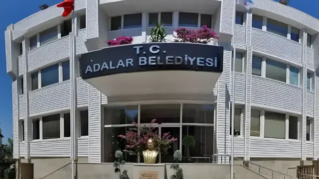 Adalar Belediyesi Başkanvekilliği seçimi ertelendi