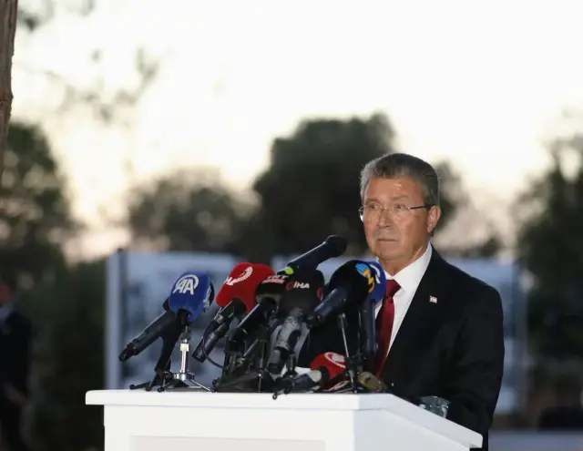 KKTC Ba&#x15F;bakan&#x131; &#xDC;nal &#xDC;stel
